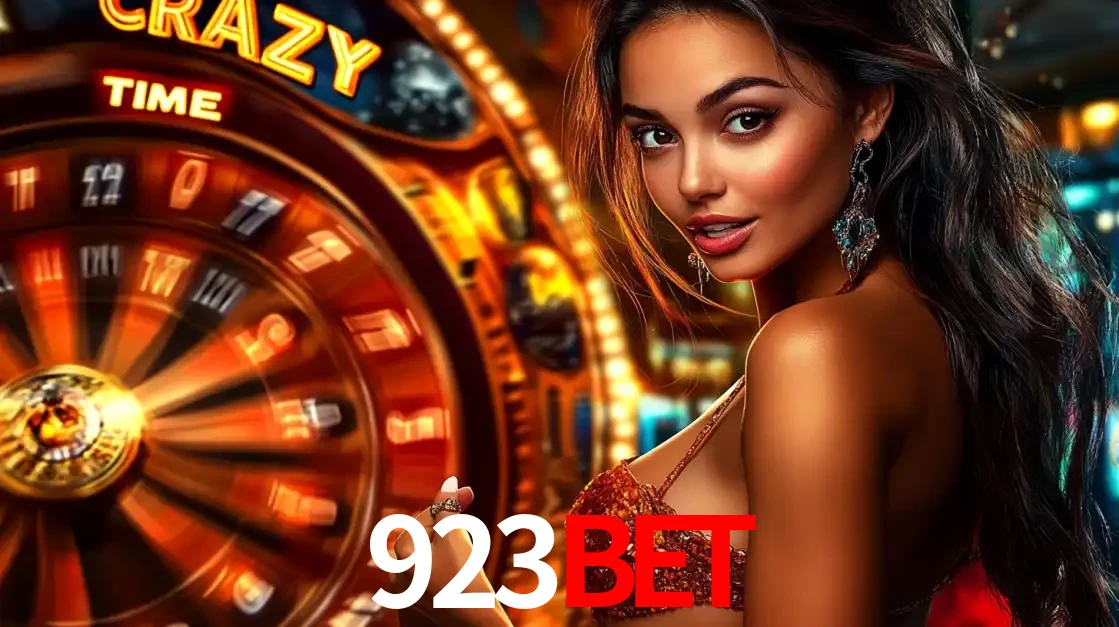 Mulher ao lado da roda de prêmios do jogo de cassino ao vivo Crazy Time, um dos shows de jogos mais emocionantes oferecidos pela plataforma de apostas 923bet.